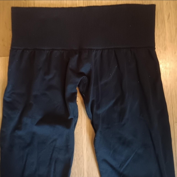 Cropped cutout  leggings - Picture 5 of 7